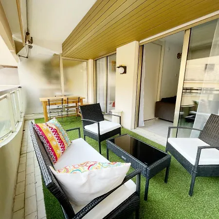 T2 Center Apartment *