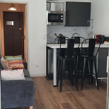 T2 Center * Канны